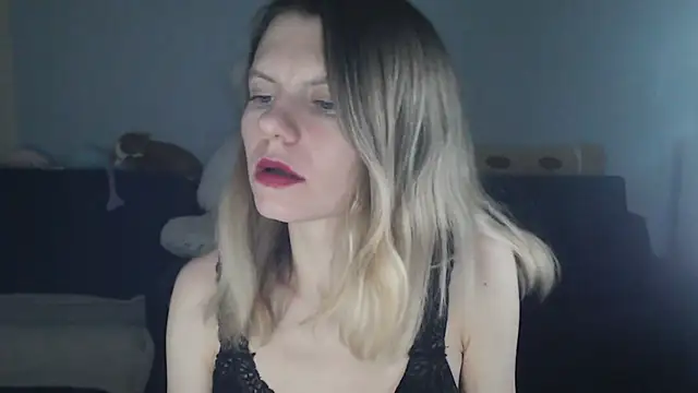 night is dark online show from December 2025 10:36:01 PM