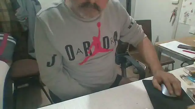 LiONTURK online show from February 2026 08:40:01 PM