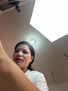 valerie lya online show from May 2026 01:16:02 PM