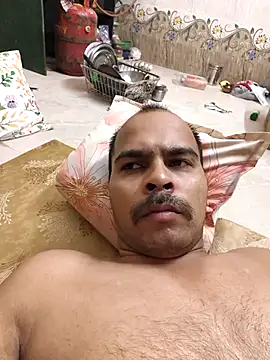 Vickyrajput009 online show from May 2026 09:42:02 PM