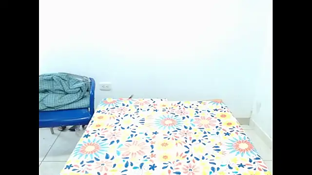 keyklin1 online show from November 2025 12:48:02 PM