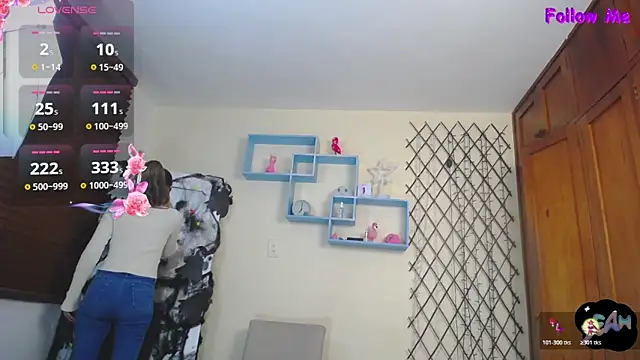 NicoleSantana online show from October 2025 12:13:01 AM