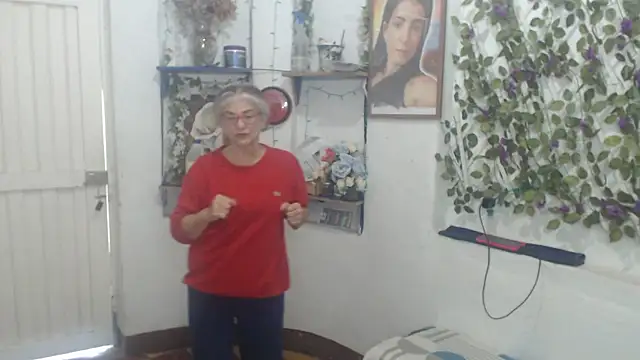 FunnyGrandma online show from February 2026 04:08:01 PM