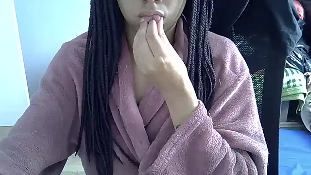 Snapshot of blackmodel chatting on January 2025 02:24:02 PM blackmodel online show from January 2025 02:24:02 PM