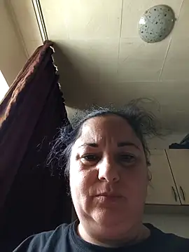AleshaArabian online show from May 2026 12:44:02 PM