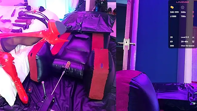 Snapshot of Kinky_JXD chatting on October 2025 05:02:02 PM Kinky JXD online show from October 2025 05:02:02 PM