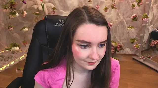 Snapshot of CloudGrace chatting on March 2026 06:14:02 PM CloudGrace online show from March 2026 06:14:02 PM