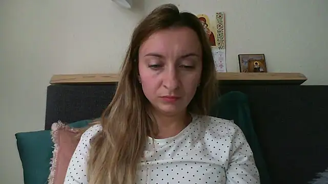 Snapshot of SusanCurt chatting on December 2024 01:06:02 PM SusanCurt online show from December 2024 01:06:02 PM