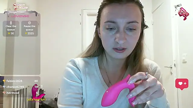 Snapshot of SusanCurt chatting on March 2025 04:07:02 PM SusanCurt online show from March 2025 04:07:02 PM