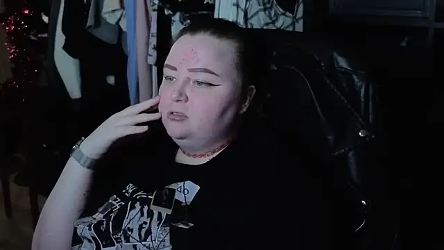 EMMA  CONNOR online show from November 2025 07:49:02 PM