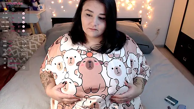 naughtykiss online show from October 2025 04:32:02 AM