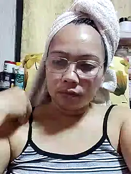 asianwet4u online show from January 2025 03:52:02 AM