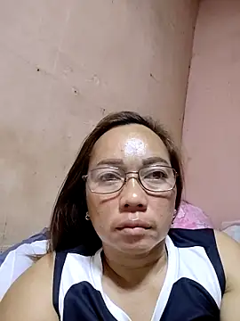 Snapshot of asianwet4u chatting on November 2025 12:24:01 AM asianwet4u online show from November 2025 12:24:01 AM