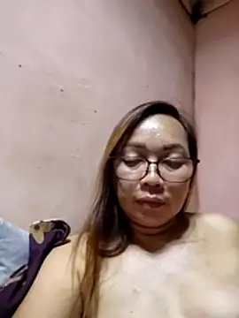 asianwet4u online show from May 2026 05:18:01 PM