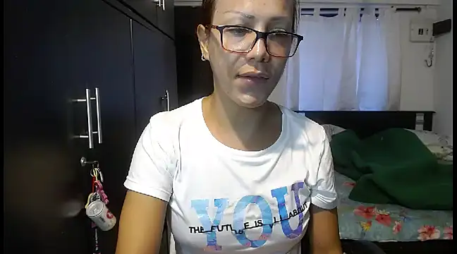 Snapshot of sensual_nataliee chatting on December 2024 10:16:01 PM sensual nataliee online show from December 2024 10:16:01 PM