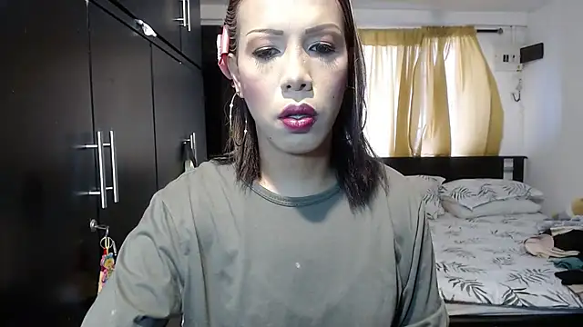 Snapshot of sensual_nataliee chatting on February 2025 03:45:02 PM sensual nataliee online show from February 2025 03:45:02 PM