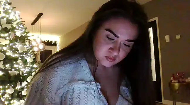 Snapshot of avajade chatting on December 2024 06:49:02 PM avajade online show from December 2024 06:49:02 PM