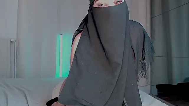 Snapshot of sweet_diazzz chatting on March 2025 12:43:01 AM sweet diazzz online show from March 2025 12:43:01 AM