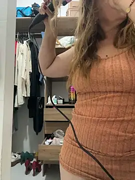 moniquerainx online show from October 2025 11:03:02 PM