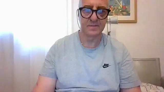 ANONIMO7735 online show from June 2026 04:23:01 PM
