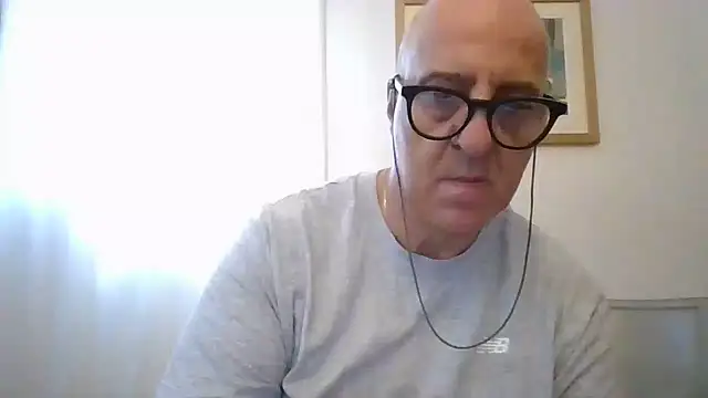 ANONIMO7735 online show from June 2026 10:28:01 AM