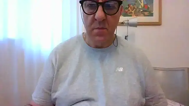 ANONIMO7735 online show from June 2026 04:24:02 AM