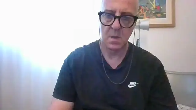 ANONIMO7735 online show from June 2026 09:40:01 AM