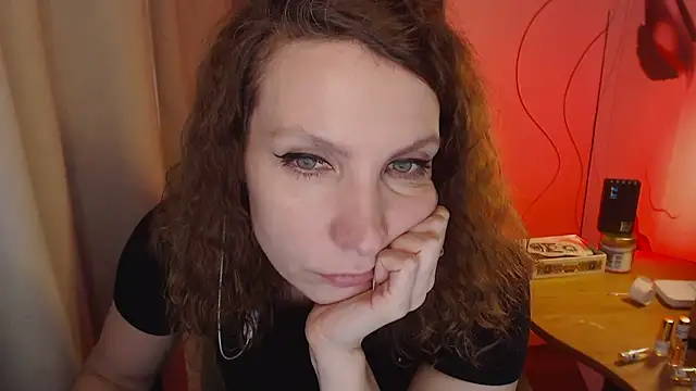 Snapshot of JohansonKatie chatting on January 2025 09:41:02 AM JohansonKatie online show from January 2025 09:41:02 AM