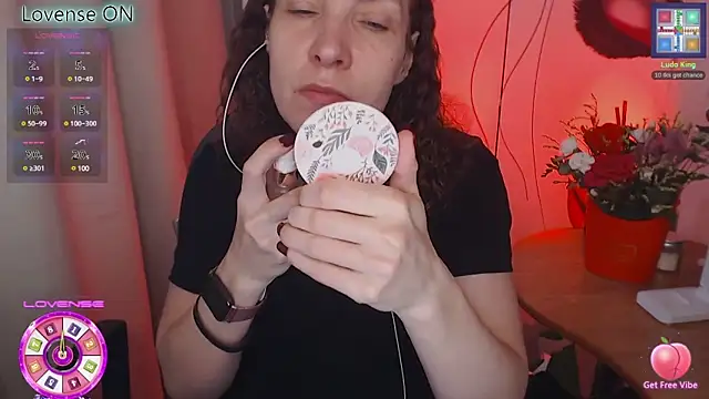 Snapshot of JohansonKatie chatting on February 2025 10:05:01 AM JohansonKatie online show from February 2025 10:05:01 AM