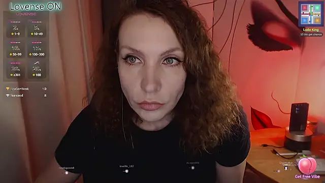 Snapshot of JohansonKatie chatting on March 2025 06:03:01 AM JohansonKatie online show from March 2025 06:03:01 AM