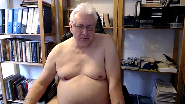 Snapshot of SchwanzhureXXL chatting on March 2026 09:49:02 AM SchwanzhureXXL online show from March 2026 09:49:02 AM