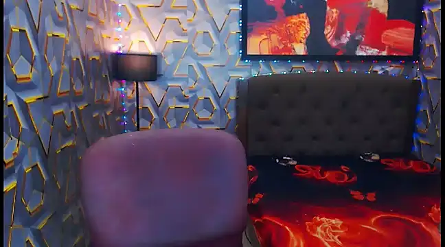 Snapshot of KylieMaxwellCaulfield_TS chatting on December 2024 12:07:01 AM KylieMaxwellCaulfield TS online show from December 2024 12:07:01 AM