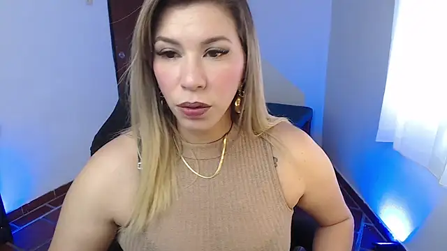 Snapshot of ms_sofia_x chatting on January 2025 03:38:01 PM ms sofia x online show from January 2025 03:38:01 PM