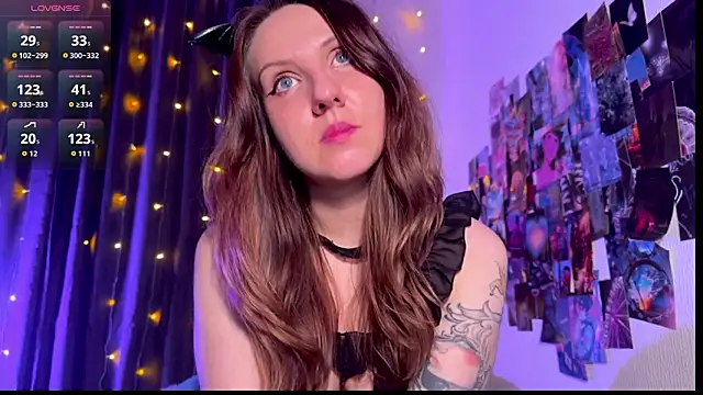 Snapshot of HotaruTomo chatting on March 2026 04:08:02 AM HotaruTomo online show from March 2026 04:08:02 AM