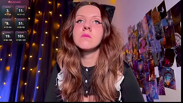 Snapshot of HotaruTomo chatting on March 2026 03:23:01 AM HotaruTomo online show from March 2026 03:23:01 AM