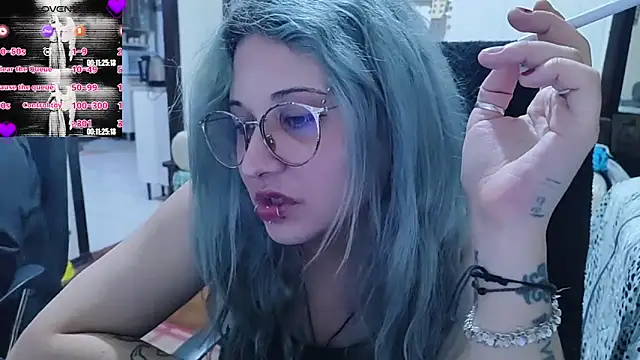 Snapshot of ElfGrey chatting on October 2025 03:51:01 AM ElfGrey online show from October 2025 03:51:01 AM