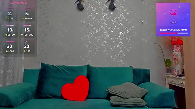 Snapshot of emilianna666 chatting on December 2025 01:28:01 PM emilianna666 online show from December 2025 01:28:01 PM