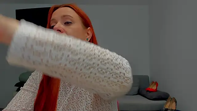 Snapshot of emilianna666 chatting on April 2026 12:25:01 PM emilianna666 online show from April 2026 12:25:01 PM