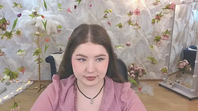 NicoleFoxery online show from June 2026 06:23:01 PM
