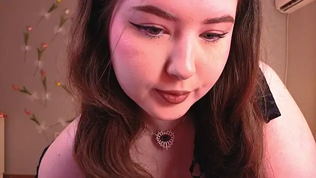NicoleFoxery online show from June 2026 05:12:01 AM