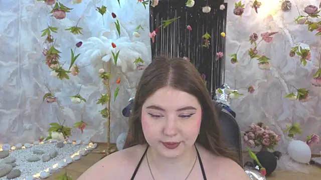 NicoleFoxery online show from August 2026 04:26:01 AM