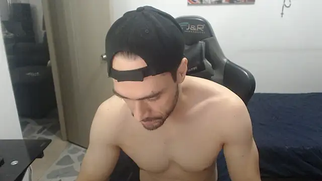 Snapshot of samuelgarcia_ chatting on March 2026 10:34:02 AM samuelgarcia online show from March 2026 10:34:02 AM