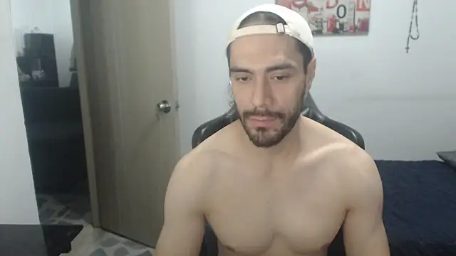 Snapshot of samuelgarcia_ chatting on April 2026 08:28:02 AM samuelgarcia online show from April 2026 08:28:02 AM