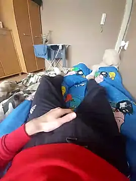 MlodyDres online show from February 2025 11:50:01 AM