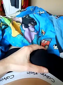 MlodyDres online show from February 2025 06:21:01 AM