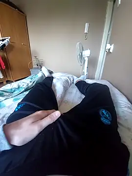 MlodyDres online show from September 2025 07:32:02 AM