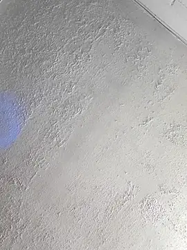 Snapshot of TommyMomentum chatting on November 2025 04:55:02 AM TommyMomentum online show from November 2025 04:55:02 AM