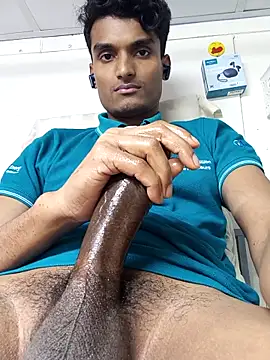 Snapshot of Etujdsss chatting on March 2026 03:12:01 AM Etujdsss online show from March 2026 03:12:01 AM