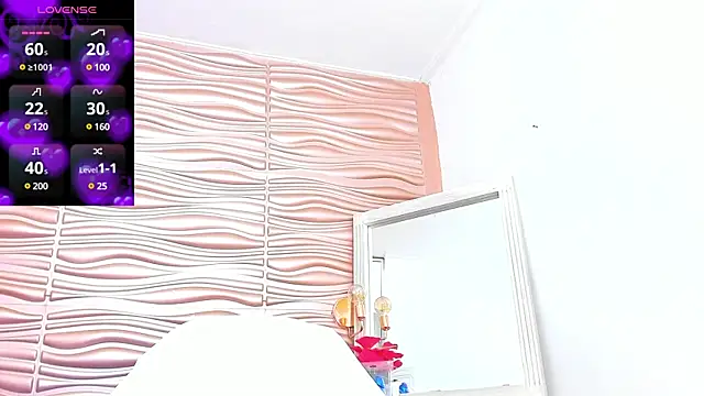 Snapshot of mia_pineda chatting on February 2025 06:19:01 PM mia pineda online show from February 2025 06:19:01 PM