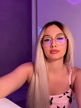 mollyxxx online show from October 2025 03:17:02 AM